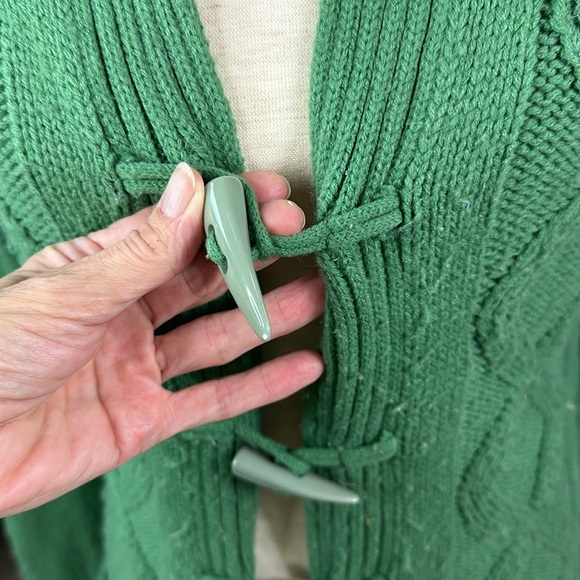Sagey dusty green cardigan sweater, cable knit toggle buttons pockets and hood - Picture 8 of 9
